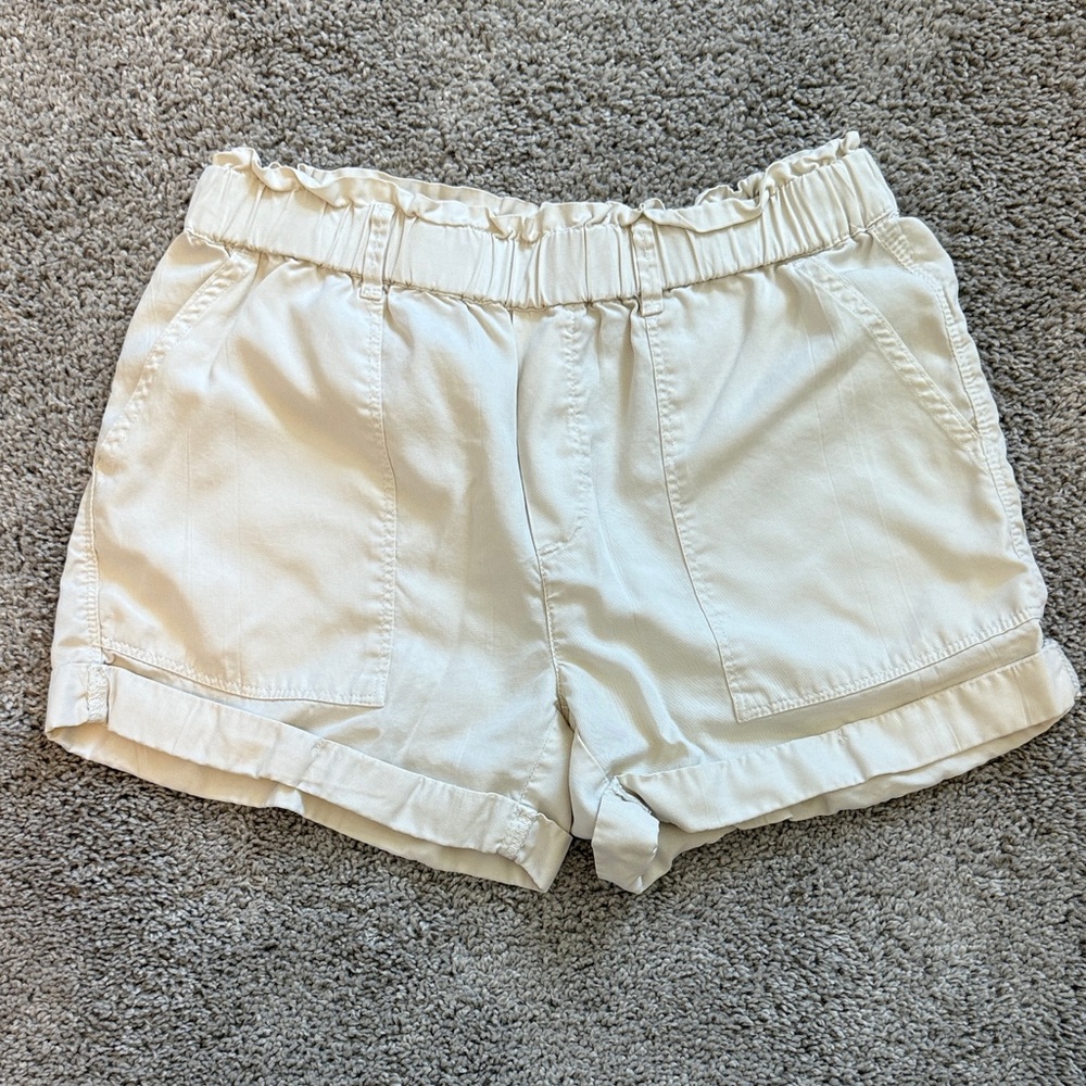 Aerie Cream Cargo Shorts